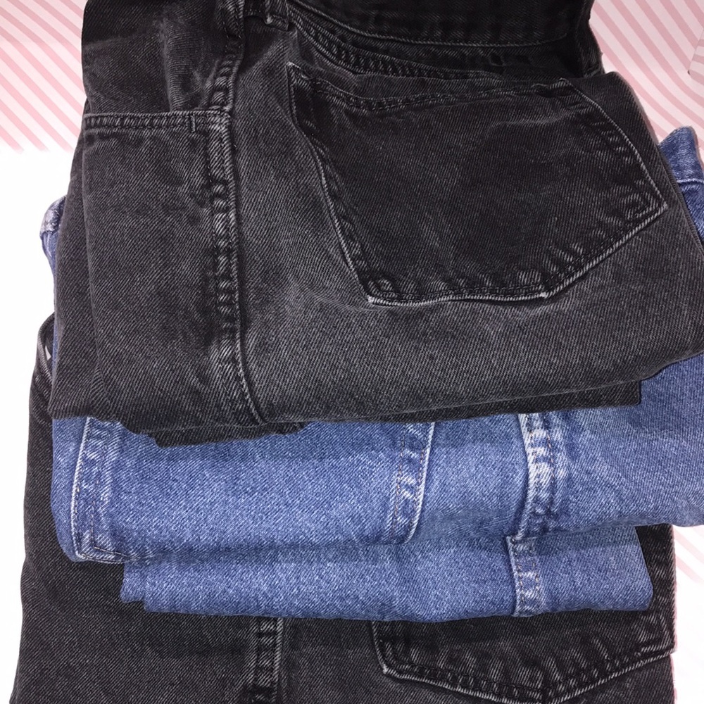 bundle 3 Three Rustler Men's Regular Fit Jeans for Me two black and one blue us…